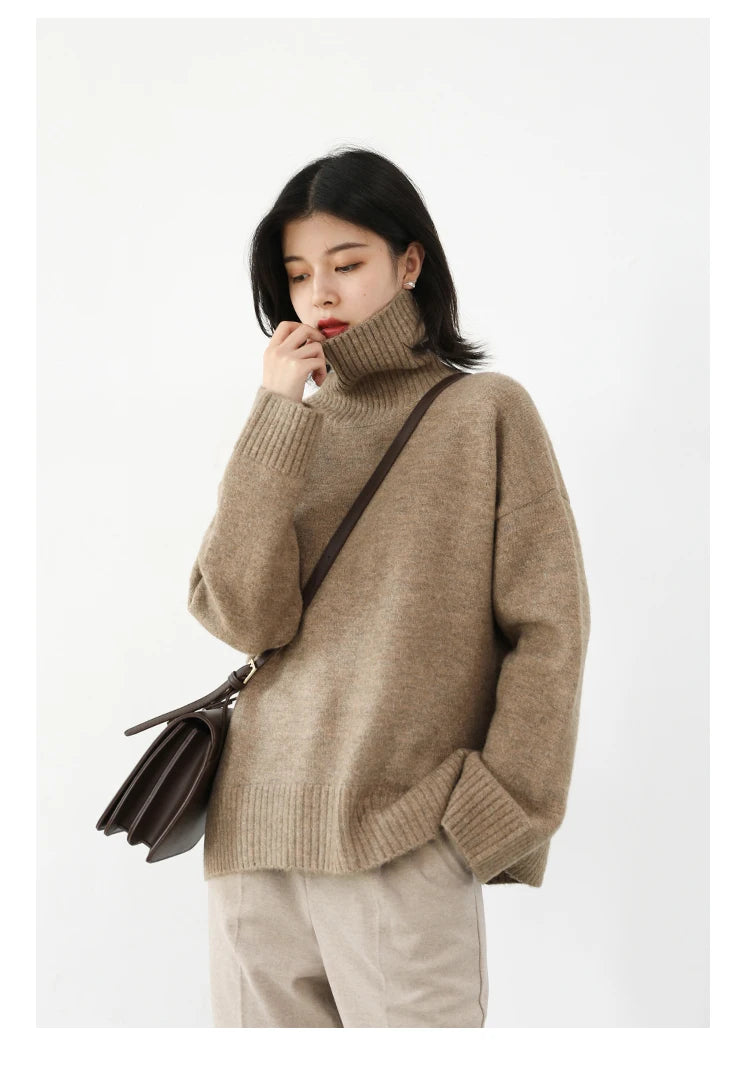 Diva Loose Turtleneck Sweater